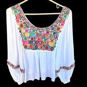 Ivy May Top Womens Small White Boho Bohemian Embroidered Floral Flowy‎ Festival